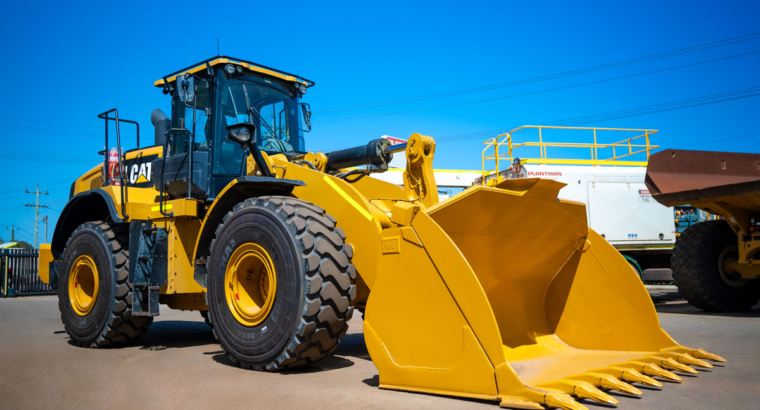شيول Caterpillar 966M