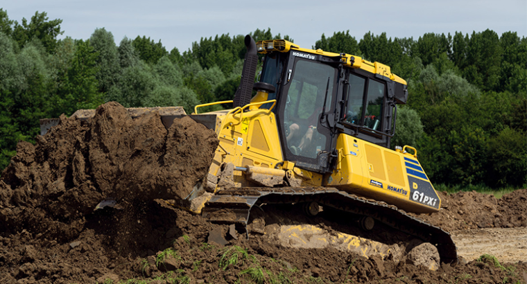 Komatsu D61PXi-24 شيول