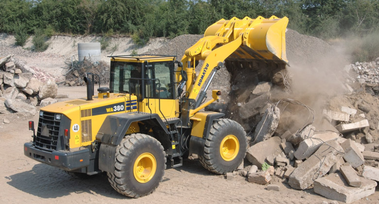 Komatsu WA380-8 Loader